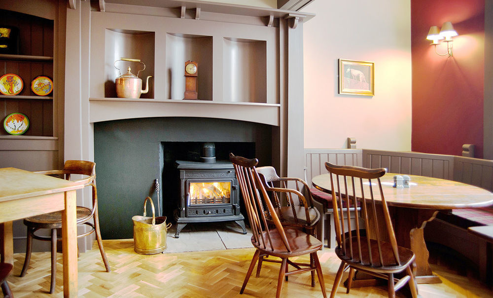 St Mary'S Inn Морпет Екстериор снимка